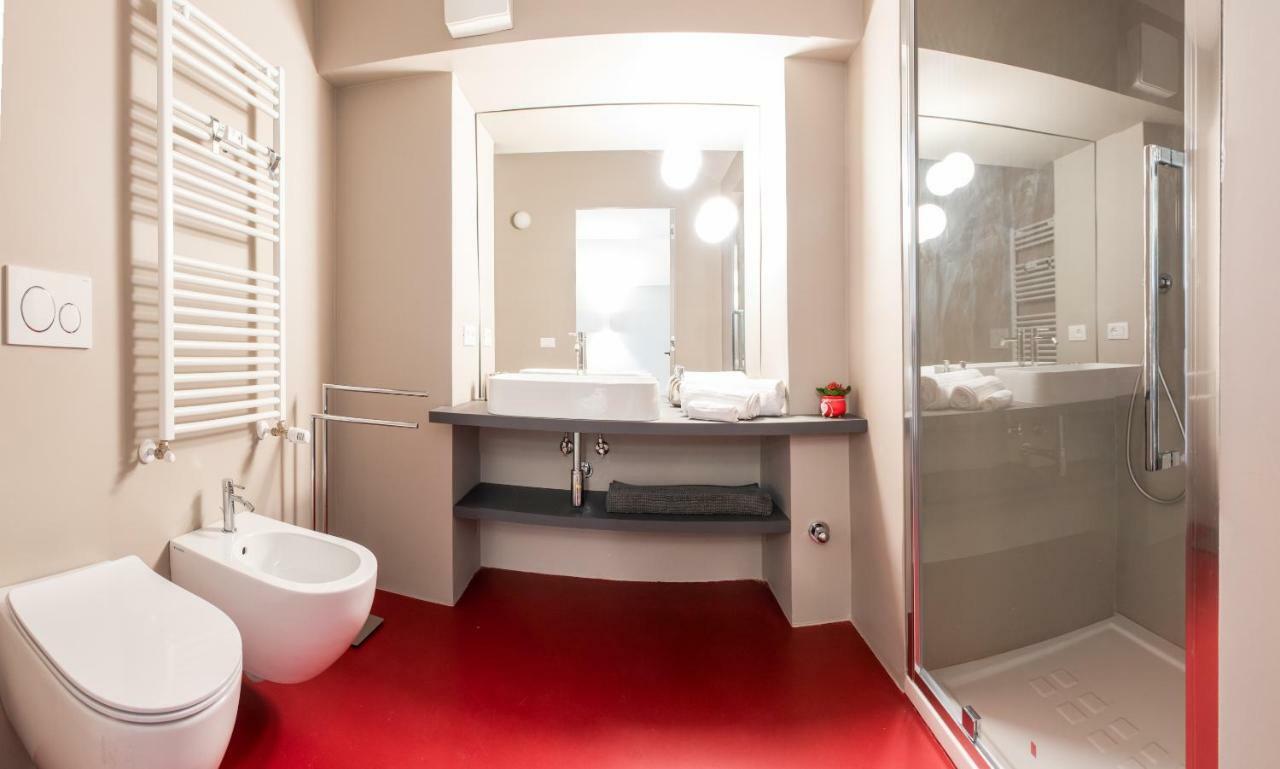 Comfort For Groups & Families In Center Apartment
